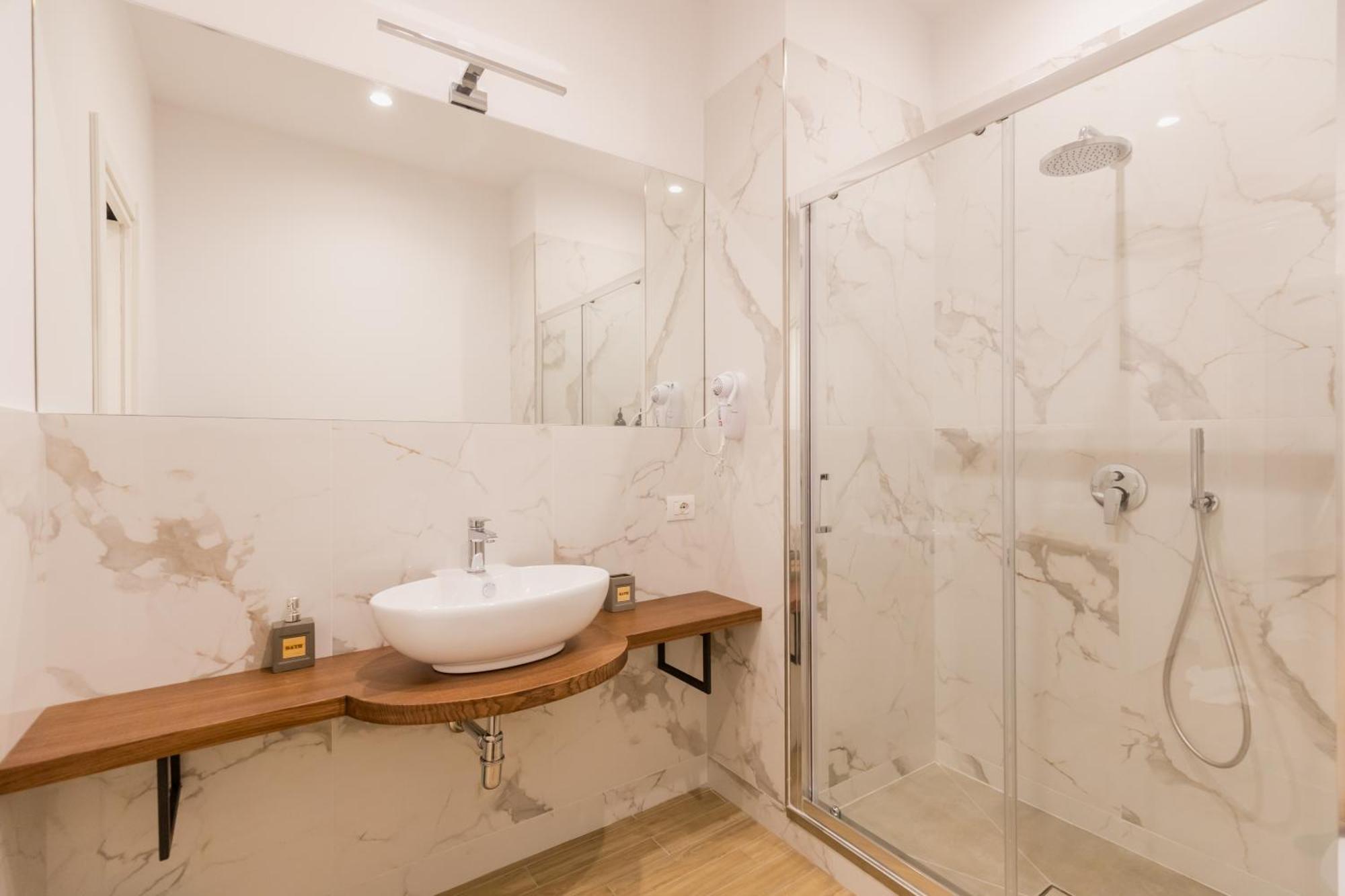 Dado Apartment