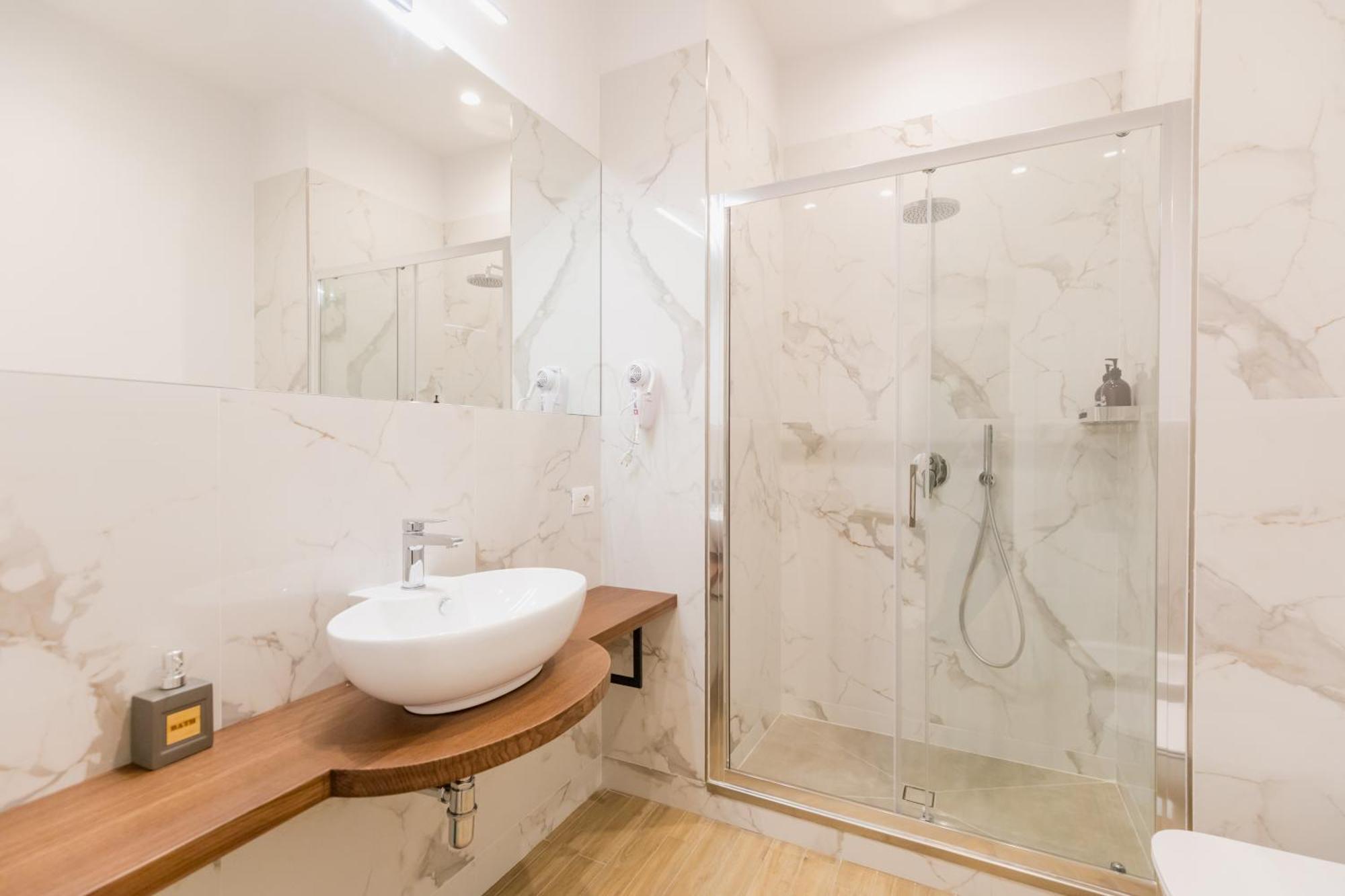 Dado Apartment